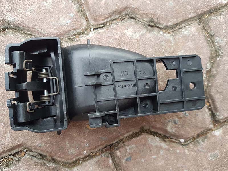 Tay mở cửa trong Daewoo Lanos 96238352 96276439