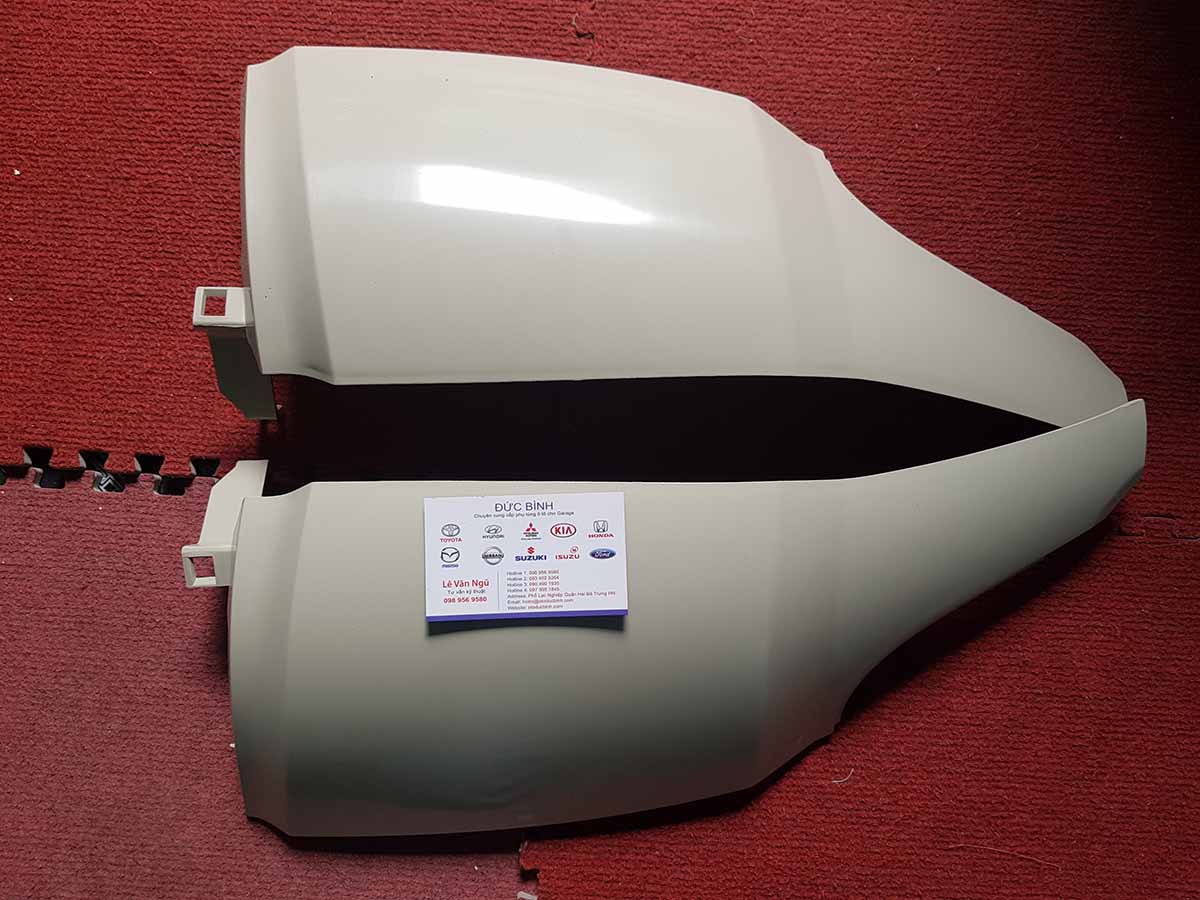 Ốp trán cabin hay gò má Hyundai Mighty N250