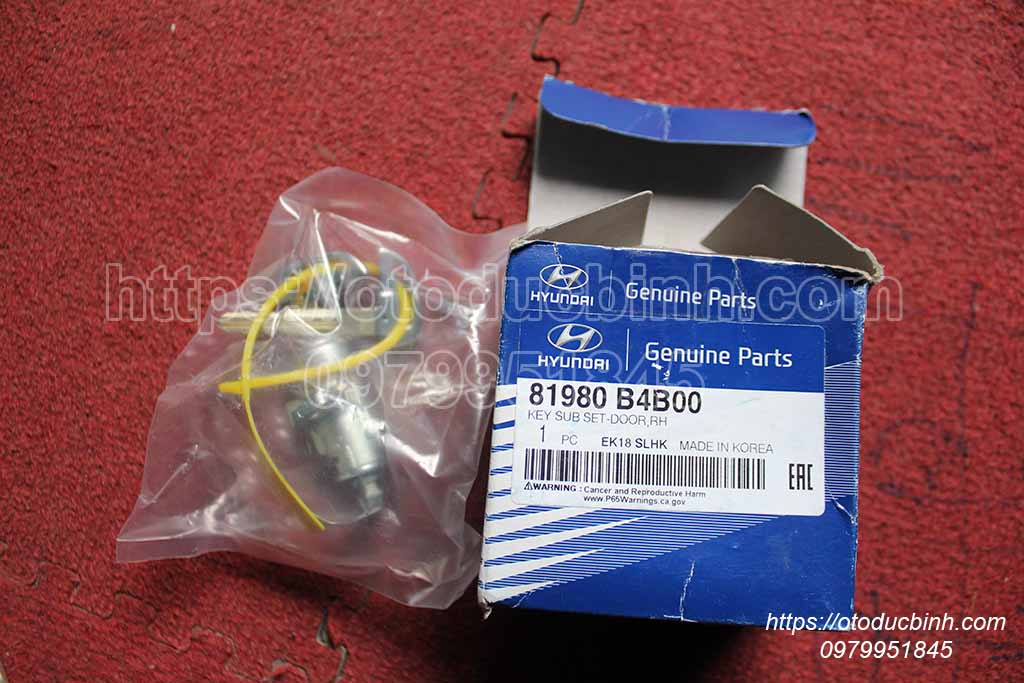 Bộ chìa khóa cửa trước chính hãng HYUNDAI RH