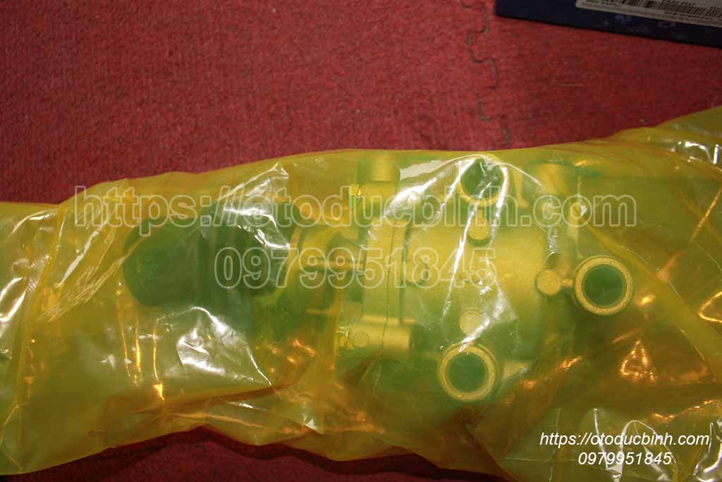 Tay số hơi hay cục chuyển tầng Hyundai HD700 qd43698t00011