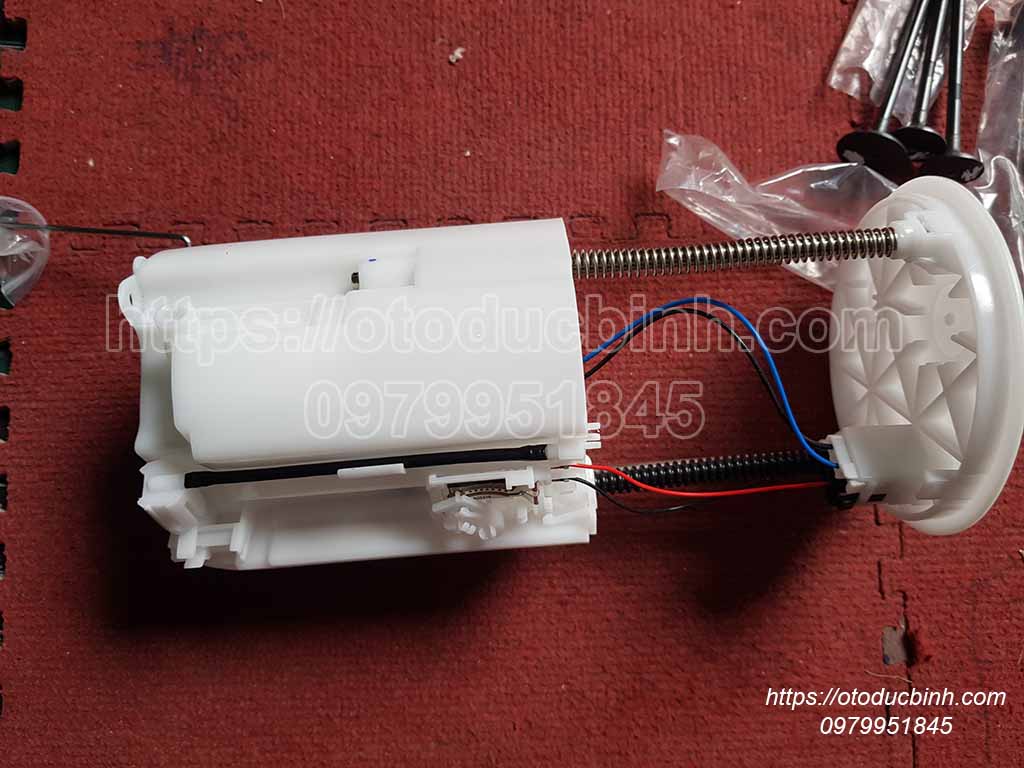 Cụm bơm xăng Suzuki Swift