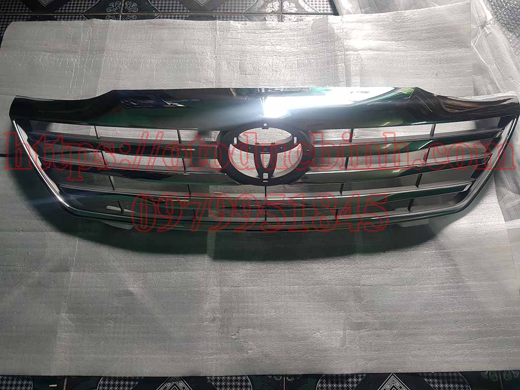 Mặt ca lăng Toyota Fortuner 2012-2015