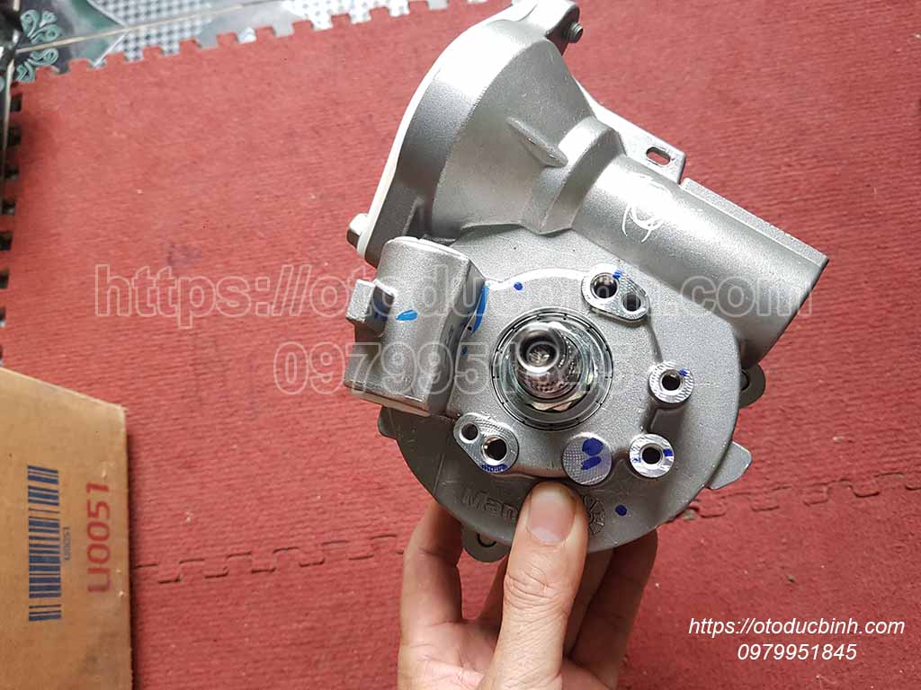 Trụ lái hay cột lái Hyundai i10 Grand 56394b4140