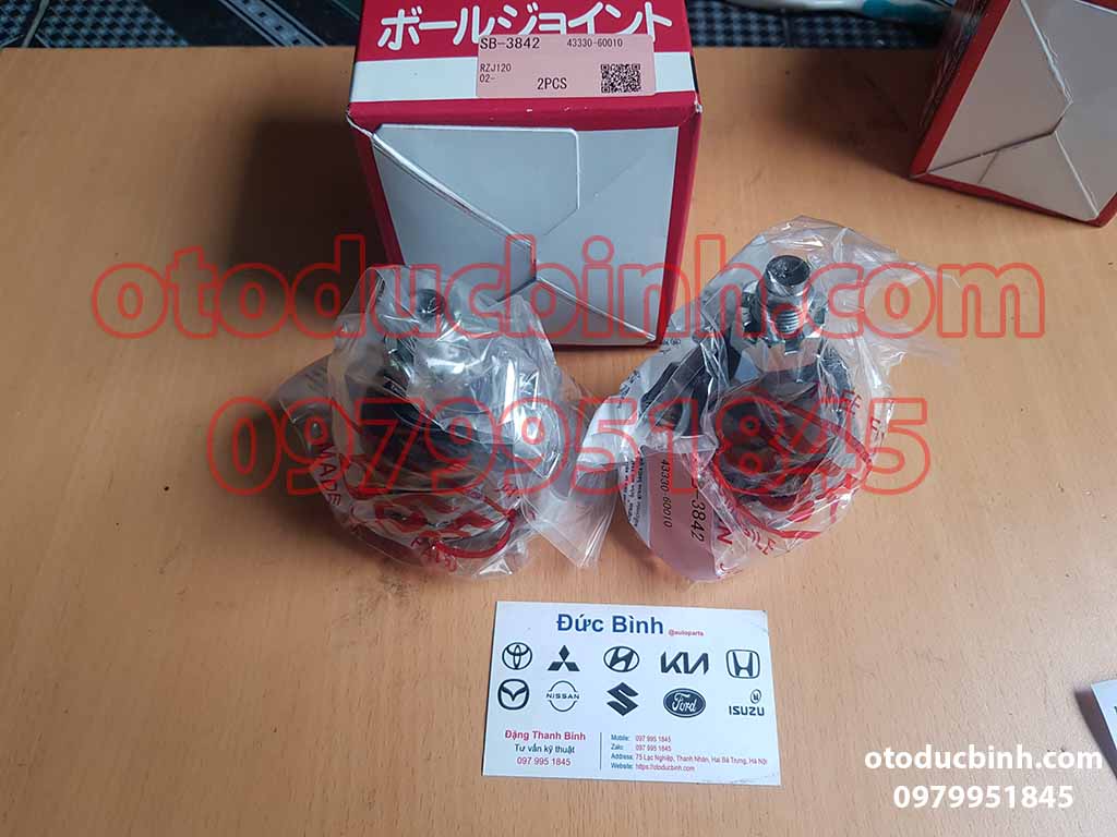 Rotuyn trụ đứng dưới Toyota Land Cruiser Prado 2004-2009