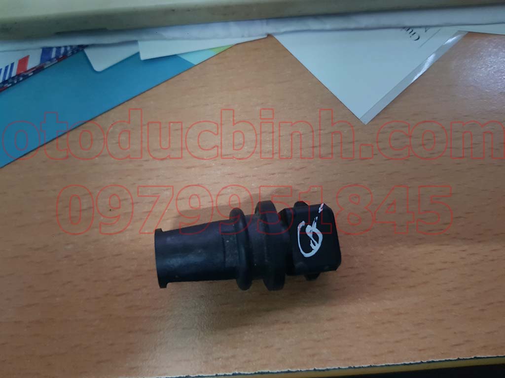 Cảm biến nhiệt độ ống hút gió Chevrolet Captiva 96508200