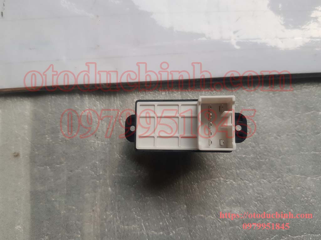 Công tắc nâng kính đơn Kia Morning 2005-2010 9358007000