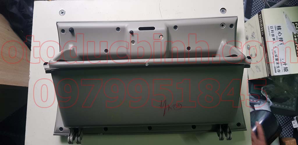 Nắp đạy cốp phụ Toyota Innova 2008-2011 555500k020-e0