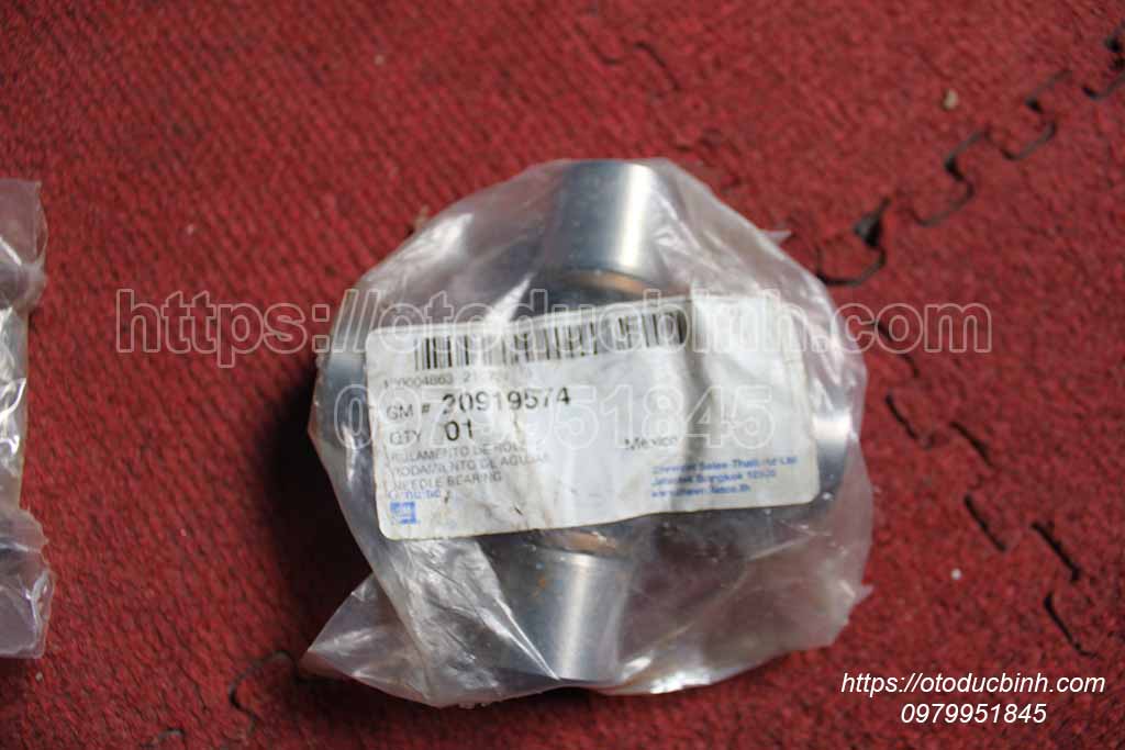 Bi chữ thập 92X30 rãnh Chevrolet Trailblazer