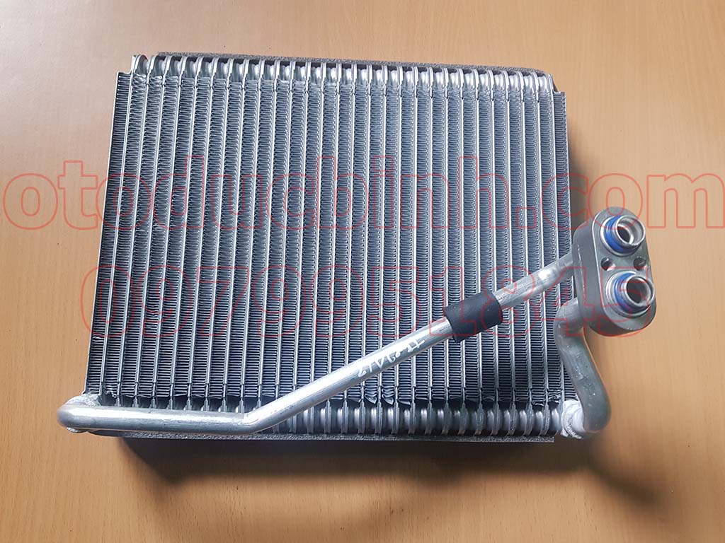 Giàn lạnh KIA Carens