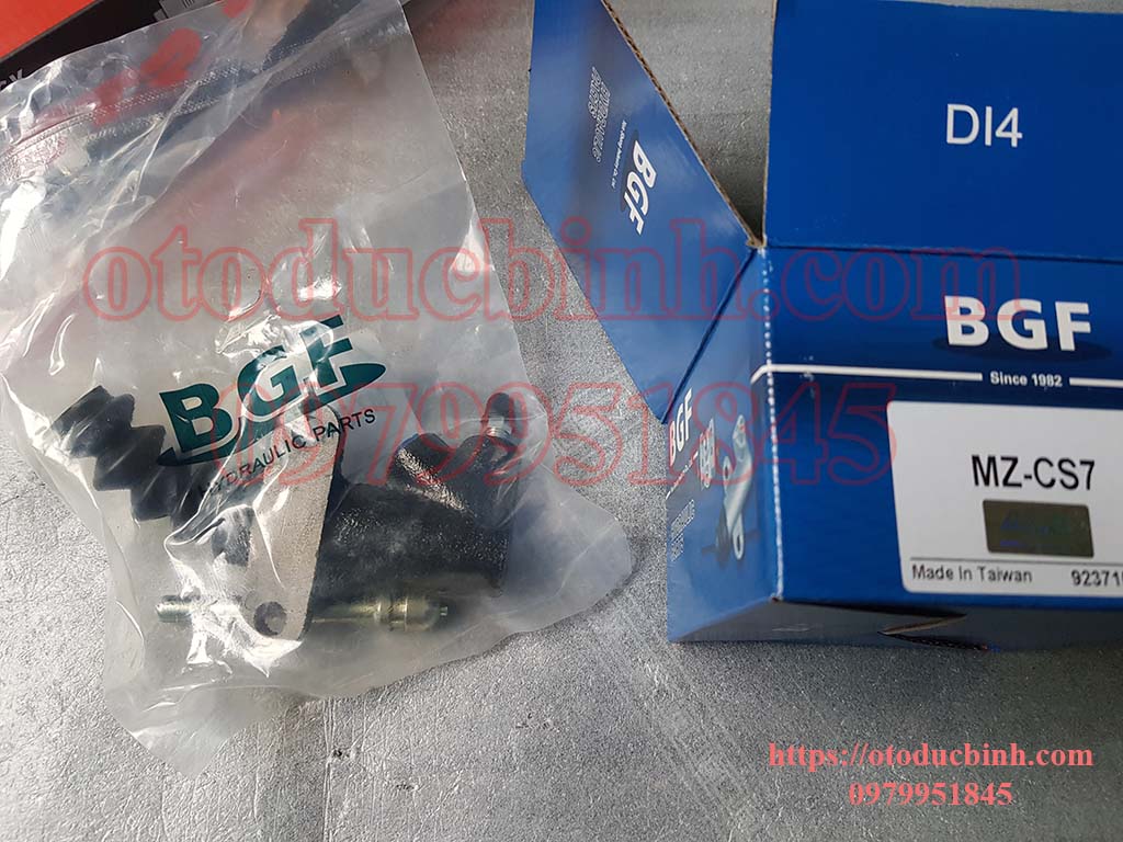 Chuột côn dưới Ford Laser 1.6