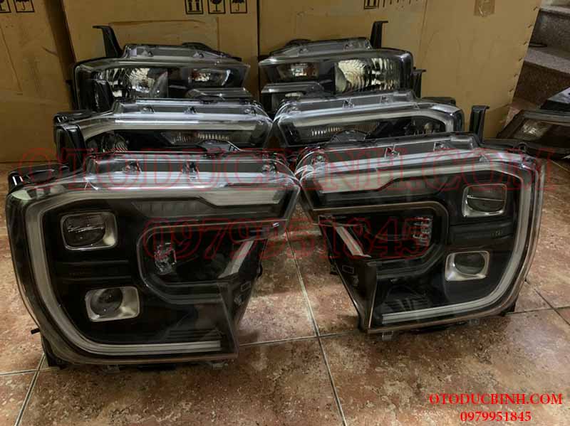 Đèn pha Ford Ranger 2022
