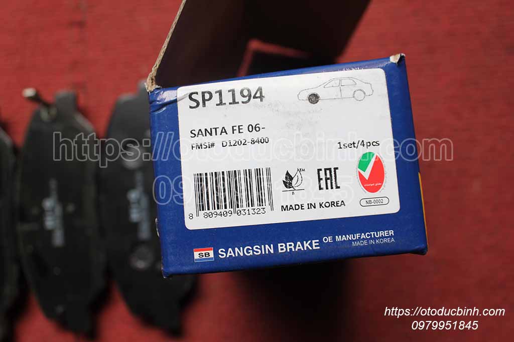 Má phanh trước Hyundai Santafe D12028400 d12028400