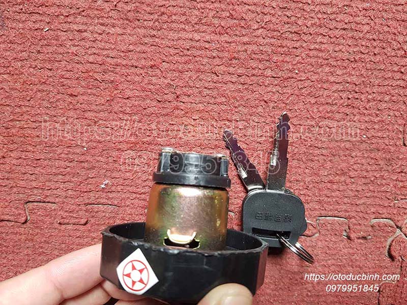 Nắp bình dầu Thaco Ollin 500B nắp bình dầu thaco ollin 500b