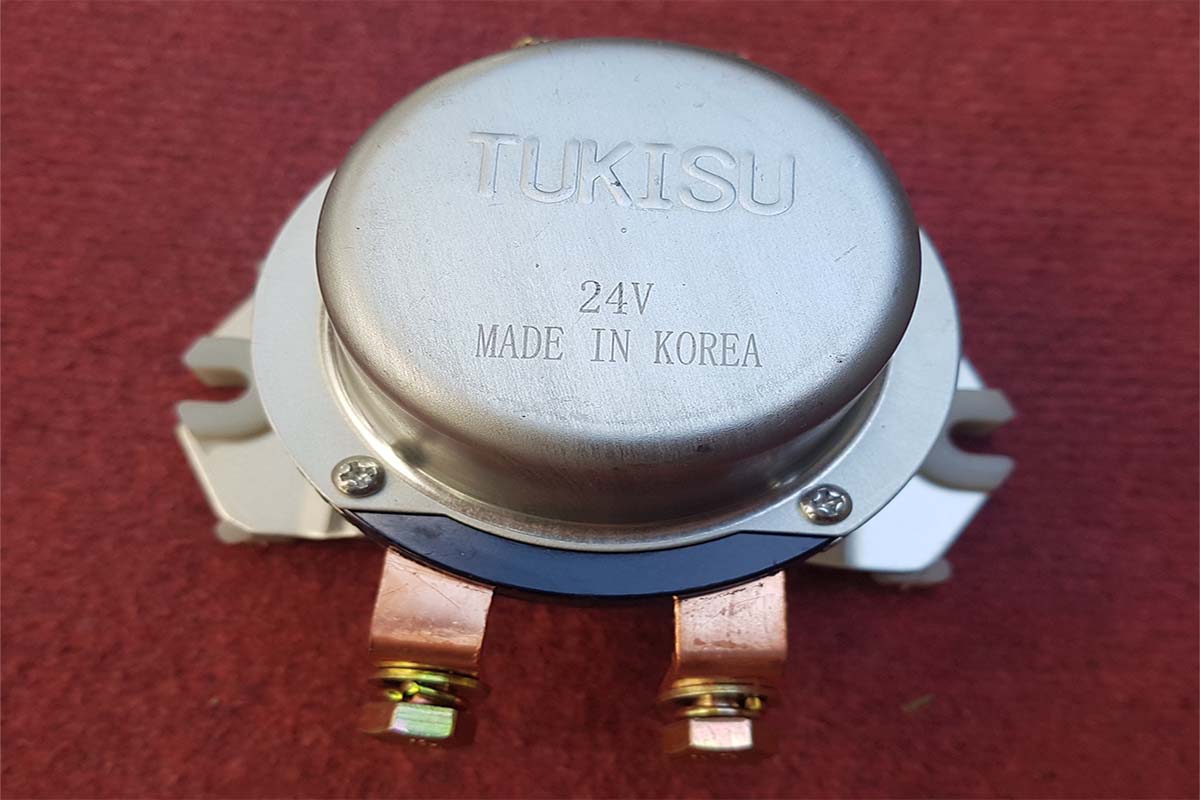 Công tắc ngắt mát điện (cắt mát điện) 12v-24v Tukisu Cao cấp br626