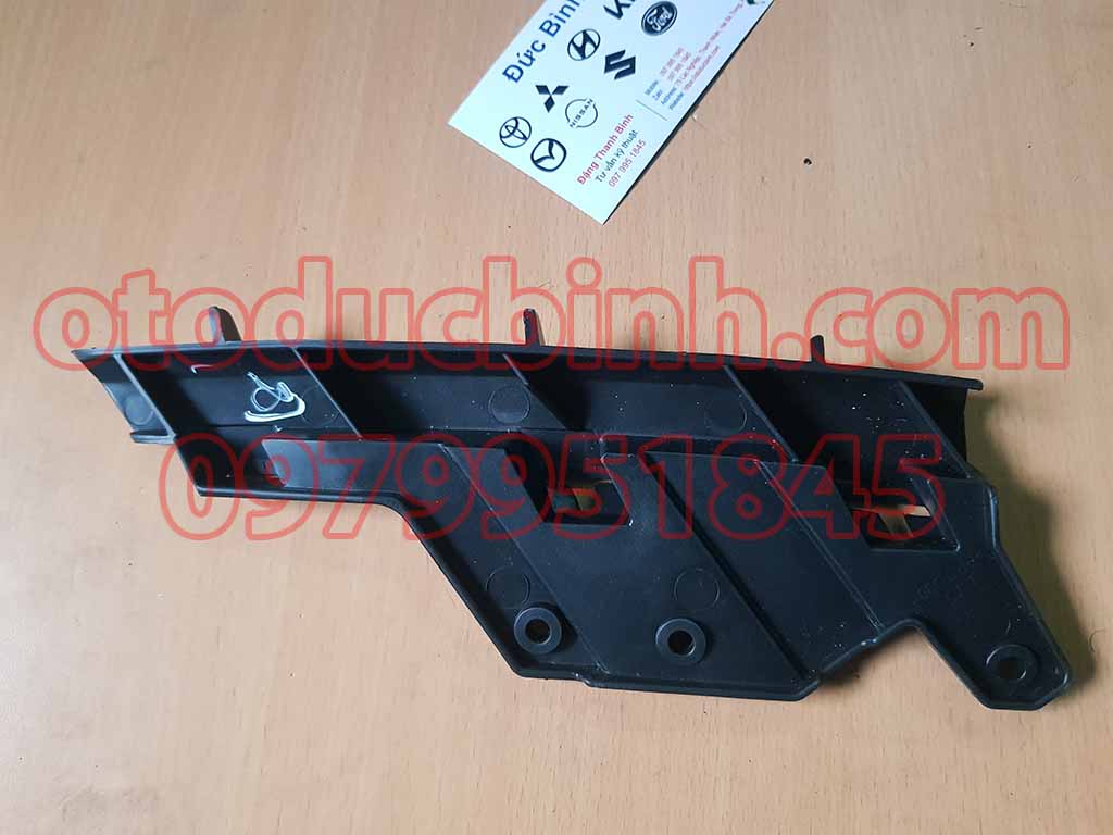 Nẹp cài đèn phà Chevrolet Cruze 96962995
