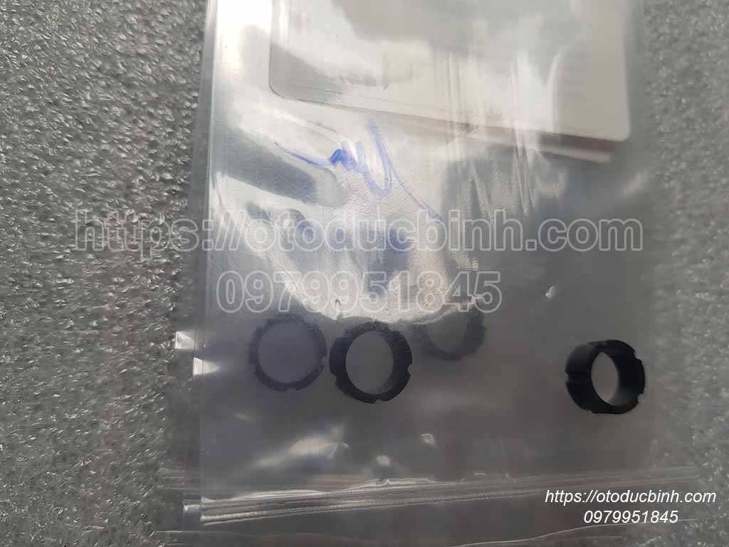 Cao su đầu ắc phanh trước Toyota Vios, Camry, Altis, Yaris, Sienna, Rav4,Highlander, Corolla