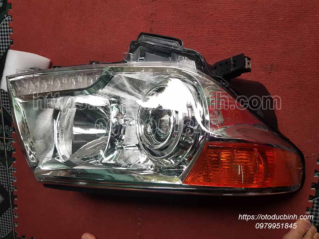 Đèn pha phải Toyota Land Cruiser 2013 - 2015 8114560f30